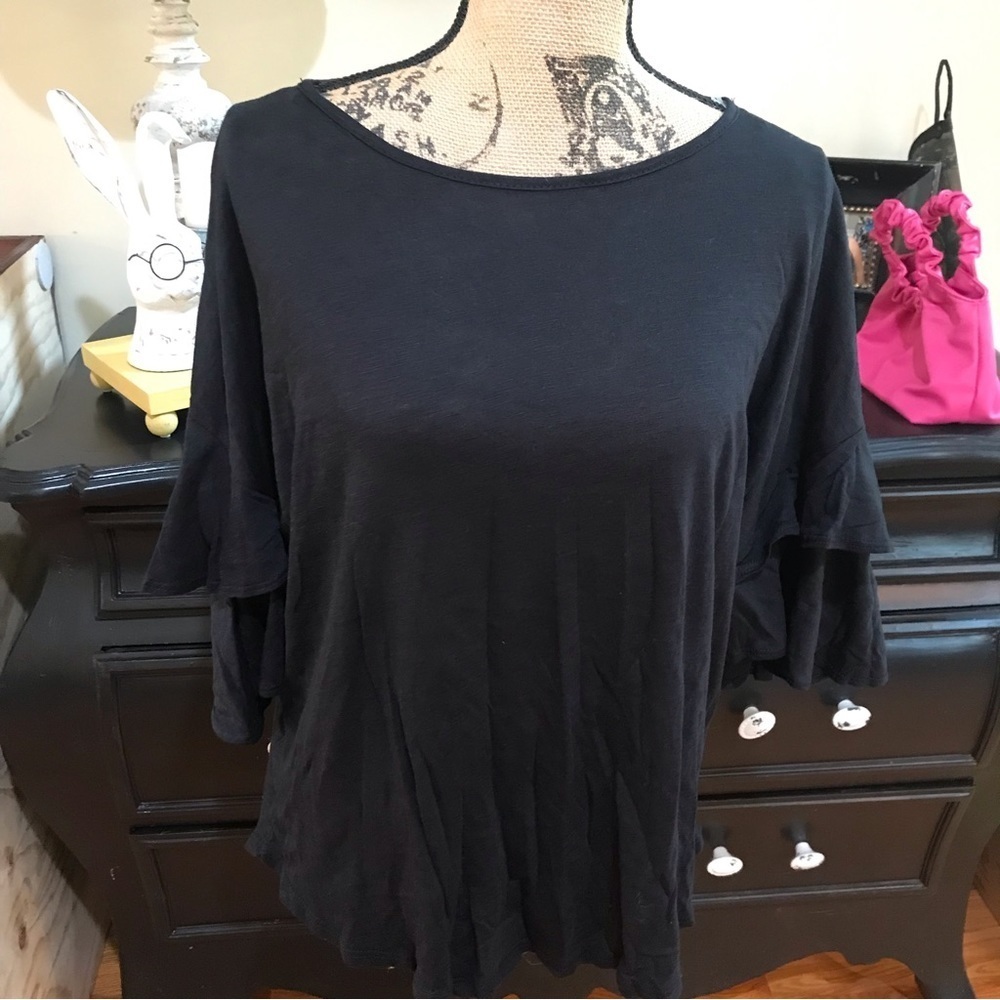 ▪️Butterfly Sleeve Top